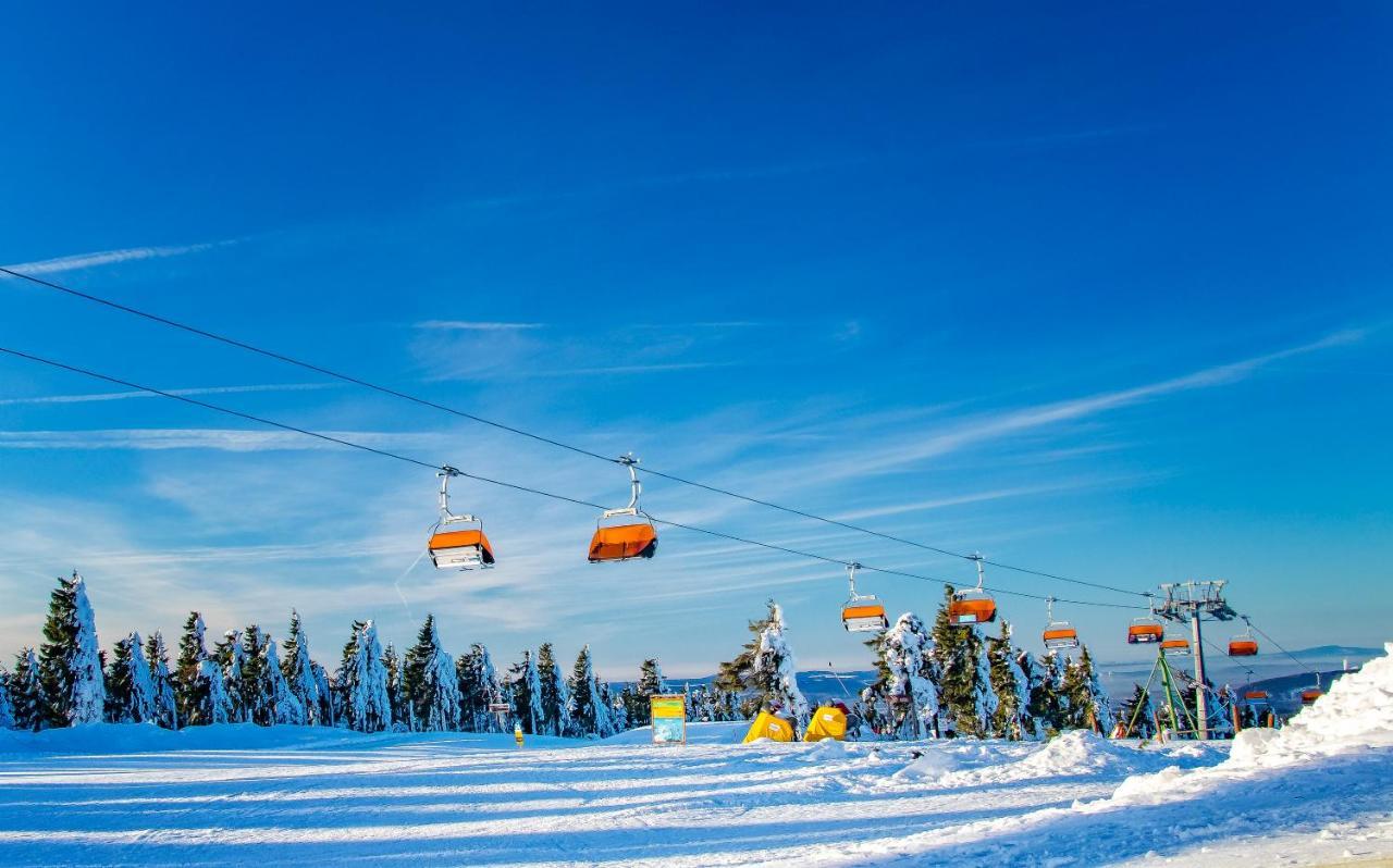 Meadows Apartments Klinovec Loučná pod Klínovcem Exteriör bild
