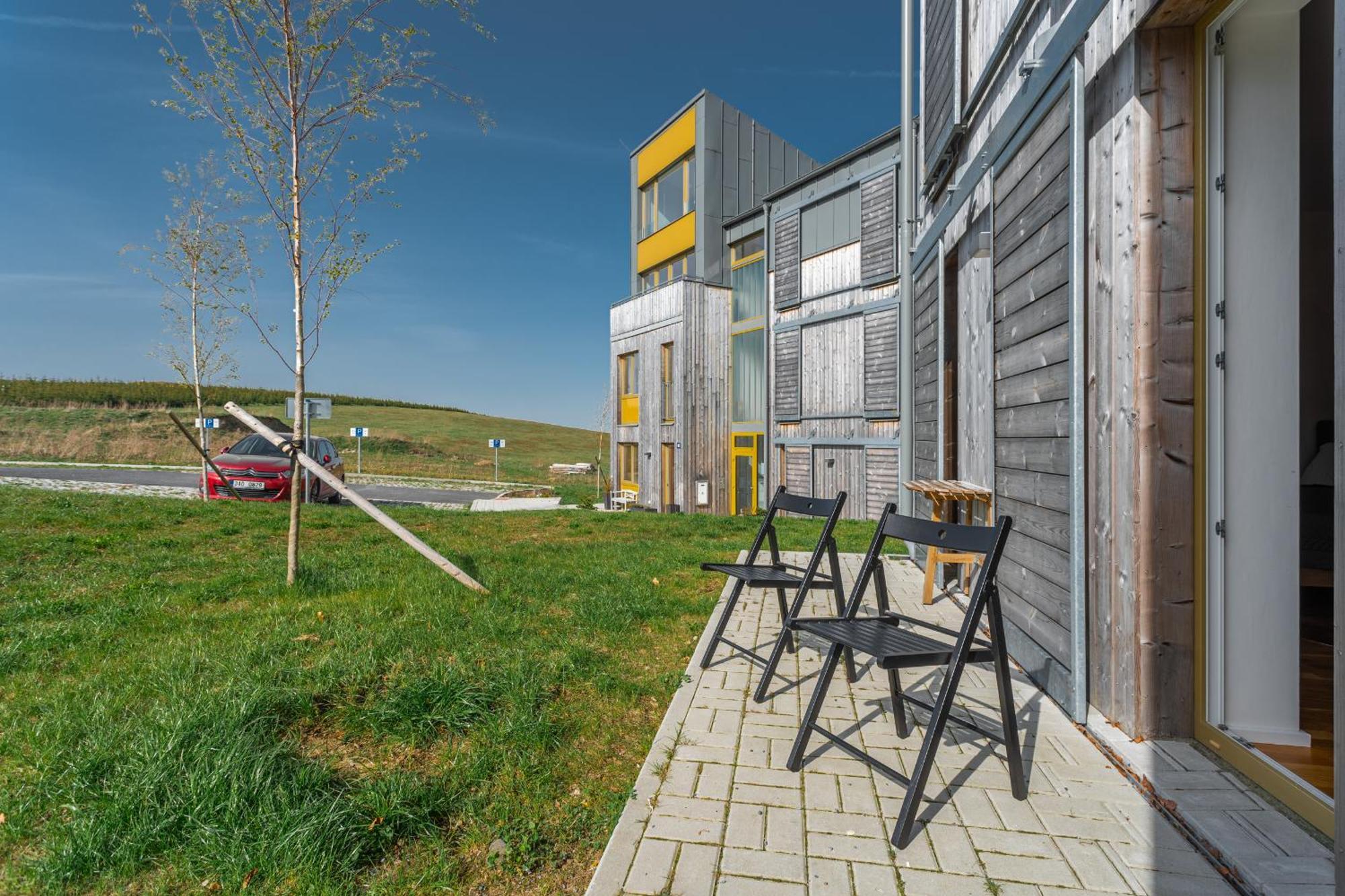 Meadows Apartments Klinovec Loučná pod Klínovcem Exteriör bild